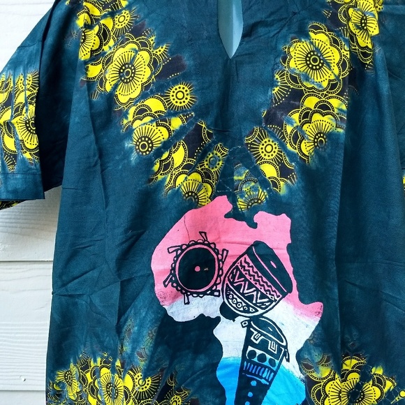 Unisex African Kampala dying and tied top - Picture 2 of 7